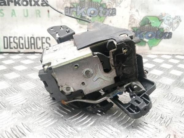 CERRADURA PUERTA TRA. DCHA. Ford Fiesta 1.3 G V (69CV) (2001 2008) (51 KW) - 31350 / A9JA
