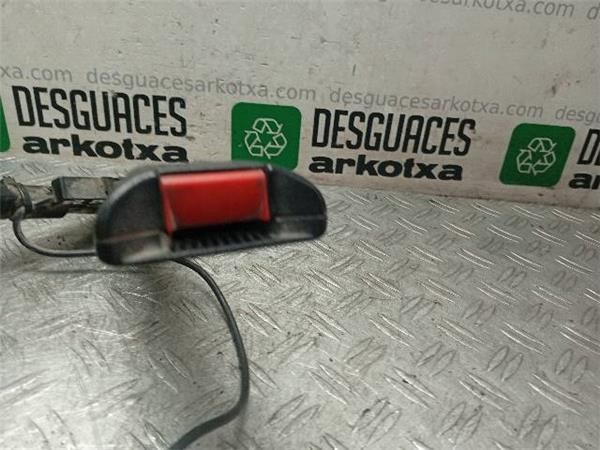 PRETENSOR ASIENTO DEL. IZDO. Opel Combo 1.3 CDTI (69CV) (2005 2022) (51 KW) - 31370 / Z13DT