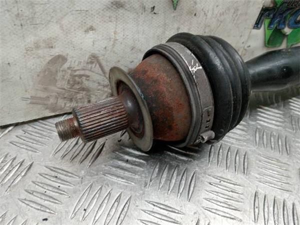 TRANSMISION DEL. DCHA. Seat Ibiza 1.2 G IV (6J5) 70CV (2008-2015) (51 KW) - 31437 / CGP 2
