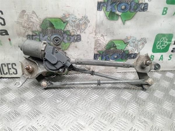 MOTOR LIMPIAPARABRISAS DEL. Subaru Impreza 2.0  G12 (110 KW) - 31455 / EE20 2