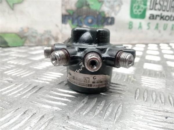 RAMPA INYECTORA Ford Focus 1.8 TDCI (CAP) (2004-2007) (85 KW) - 31618 / KKDA