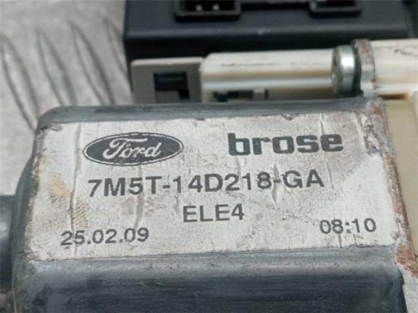 MOTOR ELEVALUNAS DEL. DCHO. Ford Focus 1.6 TDCI (CA5) (80 KW) - 31628 / G8DB