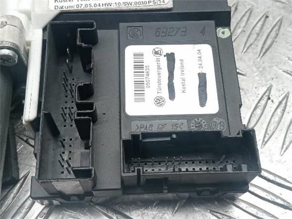 MOTOR ELEVALUNAS DEL. DCHO. Audi A3 2.0  (8P) (110 KW) - 31649 / AXW