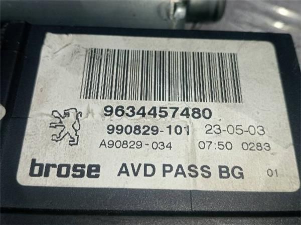 MOTOR ELEVALUNAS DEL. DCHO. Peugeot 307 2.0 HDI (S1) (79 KW) - 31652 / RHS