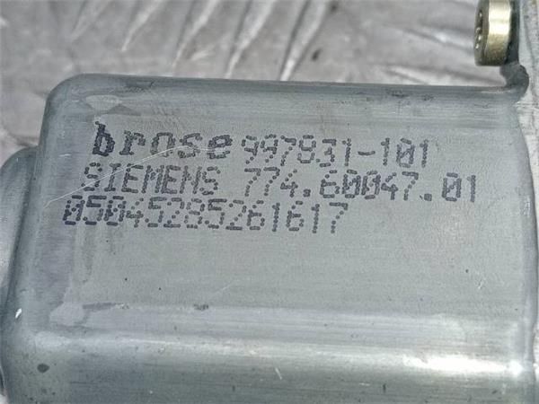 MOTOR ELEVALUNAS DEL. DCHO. Citroen C4 1.6 HDI COUPÉ (LA) 90CV (2004-2011) (66,2 KW) - 31653 / 9HX