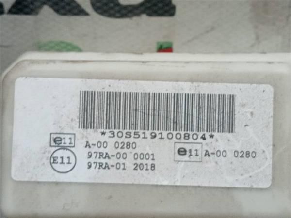 CAJA FUSIBLES/RELE Ford Fiesta 1.6 G II (100CV) (2004 2012) (74 KW) - 31840 / HWDA