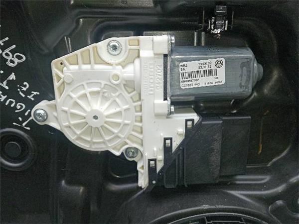 MOTOR ELEVALUNAS TRA. IZDO. Volkswagen Tiguan 2.0 TDI 140CV) (2008 2018) (103 KW) - 31946 / CFF