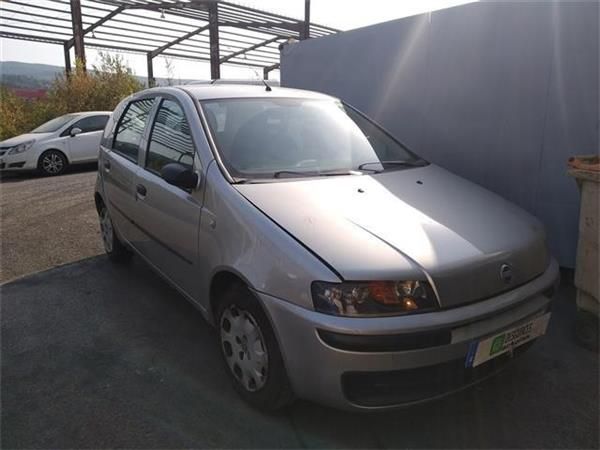 RETROVISOR IZDO. Fiat Punto 1.2 G II (188) 60CV (44 KW) - 31965 / 188A4000