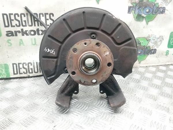 MANGUETA DEL. IZDA. Skoda Octavia 1.9 TDI II (105CV) (2004 2010) (77 KW) - 32036 / BJB