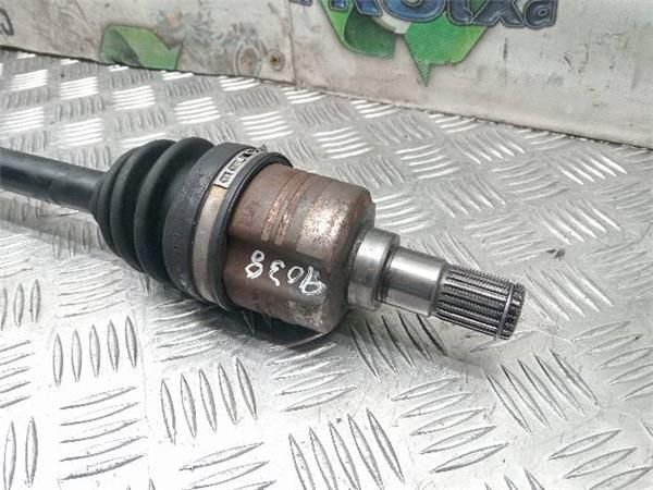 TRANSMISION DEL. IZDA. Suzuki Swift 1.3 G III (92CV) (2005 2022) (67 KW) - 32771 / M13A