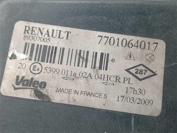 FARO DEL. DCHO Renault Megane 1.9 DCI II (120CV) (2002 2008) (88 KW) - 32860 / F9Q B8
