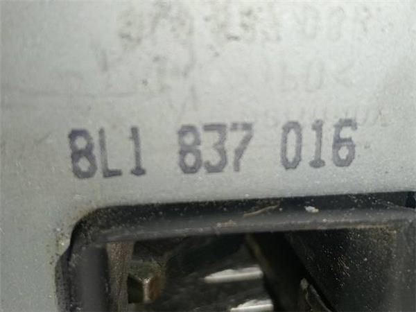 CERRADURA PUERTA DEL. DCHA. Audi A3 1.6 G (101CV) (1996 2003) (74 KW) - 33012 / AKL