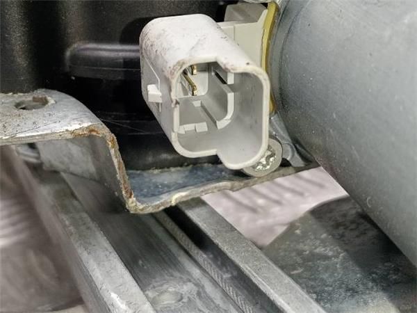 MOTOR ELEVALUNAS DEL. DCHO. Citroen Berlingo 2.0 HDI (90CV) (1999 2011) (66 KW) - 33083 / RHY