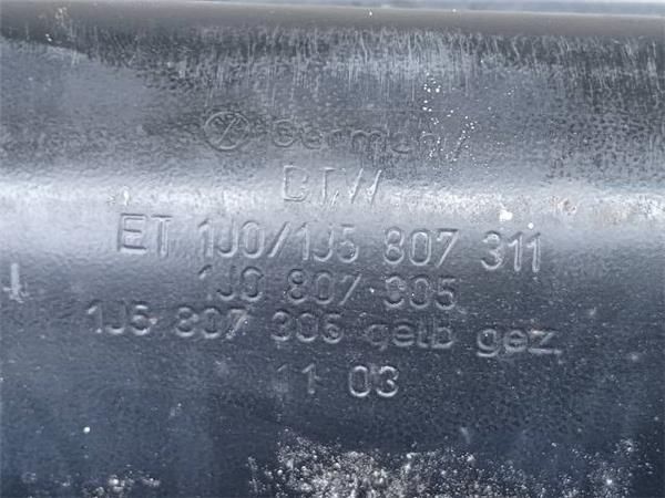 TRAVIESA PARAGOLPES TRA. Seat Leon 1.9 TDI (150CV) (2002 2006) (110 KW) - 33108 / ARL