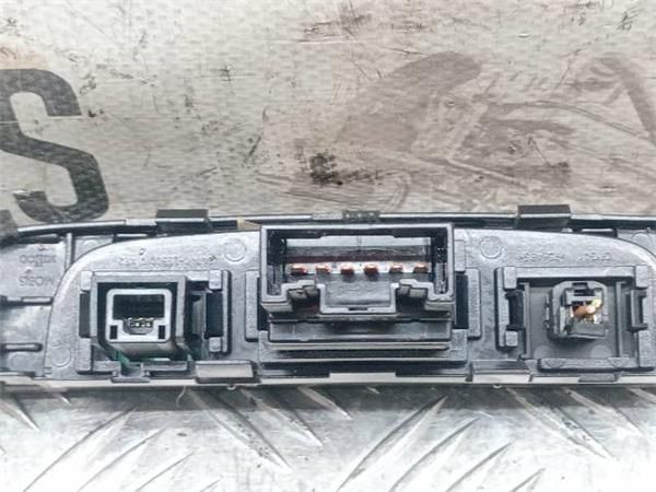 INTERRUPTOR LUCES EMERGENCIA Hyundai ix35 1.7 CRDI (LM, EL, ELH) 116CV (2010-2015) (85 KW) - 33292 / D4FD