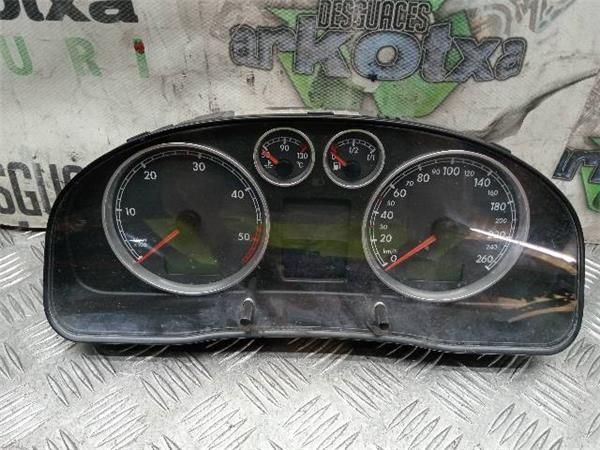 CUADRO INSTRUMENTOS Volkswagen Passat 1.9 TDI (3B3) 130CV (2000 2005) (96 KW) - 33392 / AVF