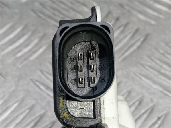 CERRADURA PUERTA TRA. IZDA. Volkswagen Tiguan 2.0 TDI 140CV) (2008 2018) (103 KW) - 33443 / CFF
