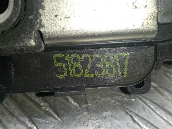 CERRADURA PUERTA TRA. IZDA. Fiat Croma 1.9 JTD (194) 150CV (2005-2011) (110 KW) - 33696 / 939A2000