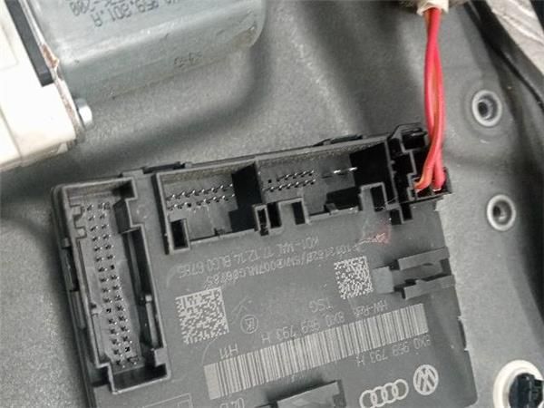 MOTOR ELEVALUNAS DEL. IZDO. Skoda Superb 2.0 TDI II 140CV 16V (2009-2015) (103 KW) - 33712 / CFF
