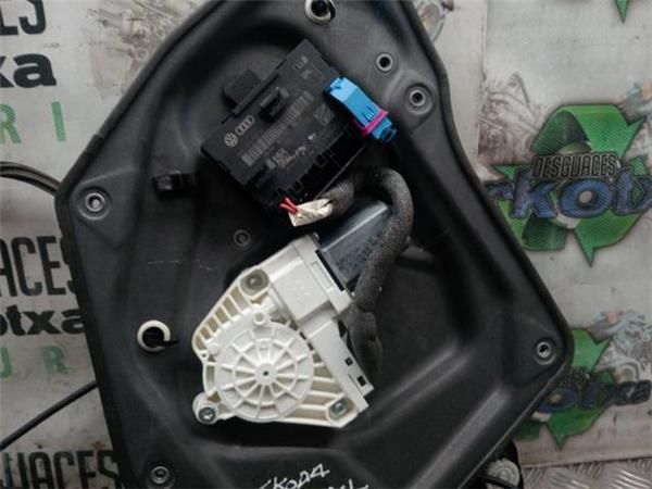 MOTOR ELEVALUNAS DEL. DCHO. Skoda Superb 2.0 TDI II 140CV 16V (2009-2015) (103 KW) - 33713 / CFF