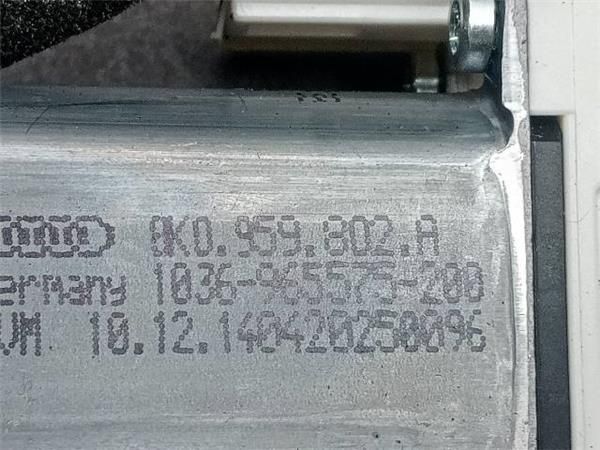 MOTOR ELEVALUNAS DEL. DCHO. Skoda Superb 2.0 TDI II 140CV 16V (2009-2015) (103 KW) - 33713 / CFF