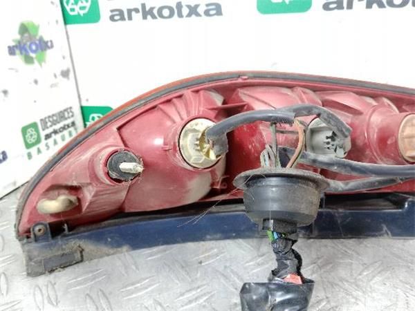 FARO DEL. DCHO Ford Mondeo 2.0 TDCI III 115CV) (2000 2007) (85 KW) - 33794 / HJBB