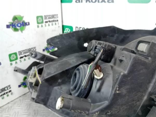 FARO DEL. IZDO. Citroen Xsara 1.6 HDI PICASSO (109CV) (2004 2011) (80 KW) - 33804 / 9HZ