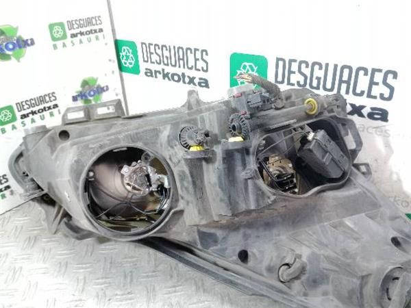 FARO DEL. IZDO. Opel Corsa 1.3 CDTI D (90CV) (2006 2011) (66 KW) - 33805 / Z13DTH