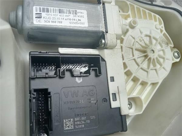 MOTOR ELEVALUNAS DEL. DCHO. Seat Altea 1.6 TDI XL (5P5) 105CV (2009-2015) (77 KW) - 34068 / CAY