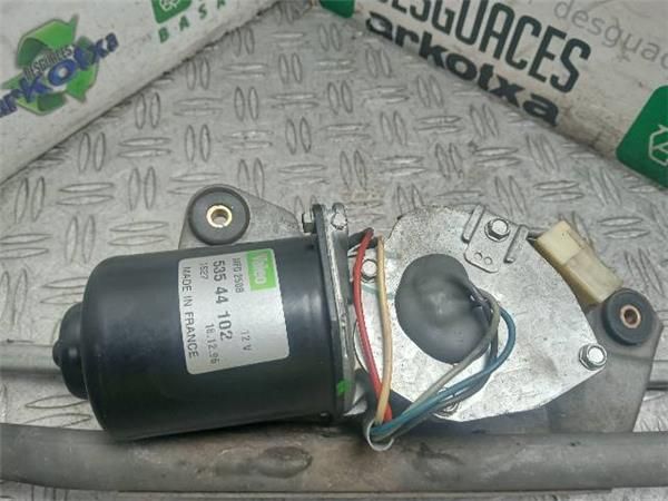 MOTOR LIMPIAPARABRISAS DEL. Citroen Saxo 1.4 G (75CV) (1996 2003) (55 KW) - 34088 / KFX