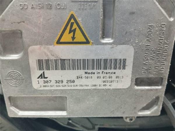 FARO XENON IZDO. Fiat Croma 1.9 JTD (194) 150CV (2005-2011) (110 KW) - 34118 / 939A2000