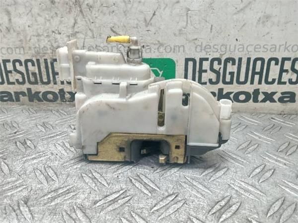 CERRADURA PUERTA DEL. DCHA. Volkswagen Golf 1.9 TDI III (90CV) (1993 1997) (66 KW) - 34121 / AHU 1Z