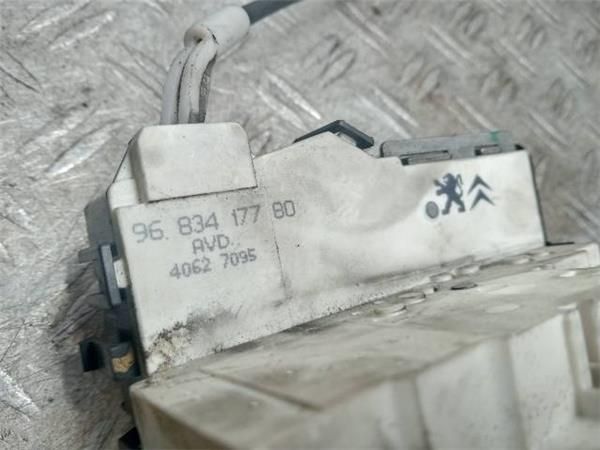 CERRADURA PUERTA DEL. DCHA. Peugeot 407 1.6 HDI (109CV) (2004 2010) (80 KW) - 34181 / 9HZ