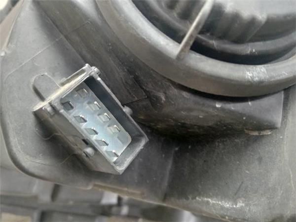 FARO DEL. DCHO Opel Corsa 1.3 CDTI D (95CV) (2009 2014) (70 KW) - 34189 / A13DTR