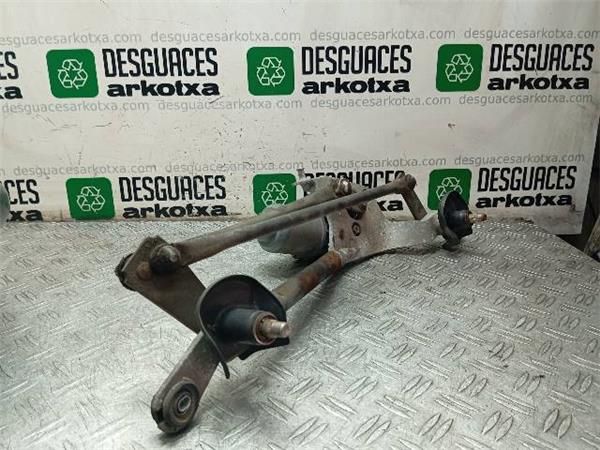 MOTOR LIMPIAPARABRISAS DEL. Toyota Yaris 1.4 D (90CV) (2005 2012) (66 KW) - 34475 / 1ND