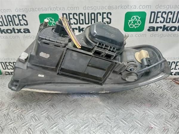 FARO DEL. DCHO Audi A4 1.9 TDI (110CV) (1995 2000) (81 KW) - 34498 / AFN
