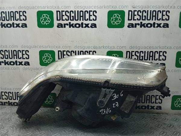 FARO DEL. IZDO. Peugeot 306 1.6 G (7B) SEDAN 98CV (2000-2002) (72 KW) - 34520 / NFT