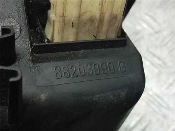 FARO DEL. IZDO. Peugeot 306 1.6 G (7B) SEDAN 98CV (2000-2002) (72 KW) - 34520 / NFT
