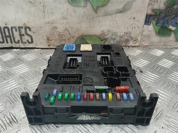 CAJA FUSIBLES/RELE Citroen C4 1.6 HDI (109CV) (2004 2011) (80 KW) - 34547 / 9HY