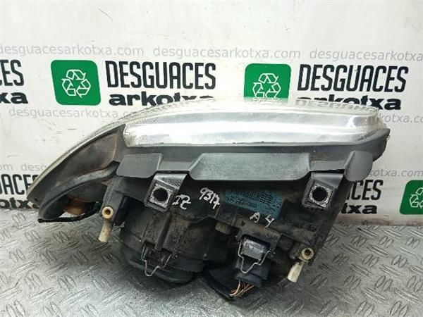 FARO DEL. IZDO. Audi A4 1.8 G (B5) AUT 150CV (1995-2000) (110 KW) - 34570 / APU