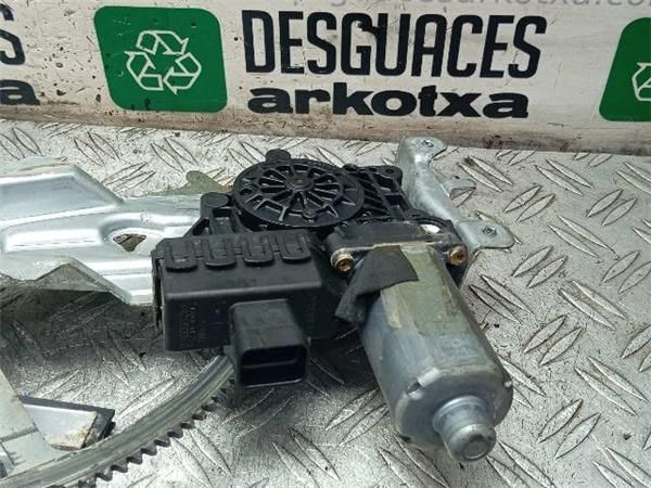 MOTOR ELEVALUNAS DEL. IZDO. Opel Astra 1.6 G G (101CV) 1998 2005) (74 KW) - 34600 / X16XEL