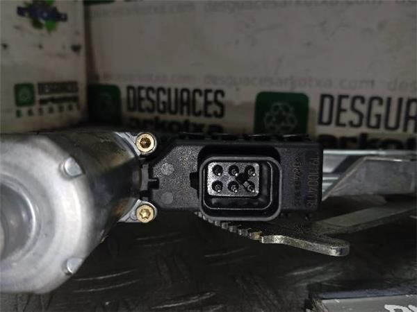 MOTOR ELEVALUNAS DEL. DCHO. Opel Astra 1.6 G G (101CV) 1998 2005) (74 KW) - 34601 / X16XEL