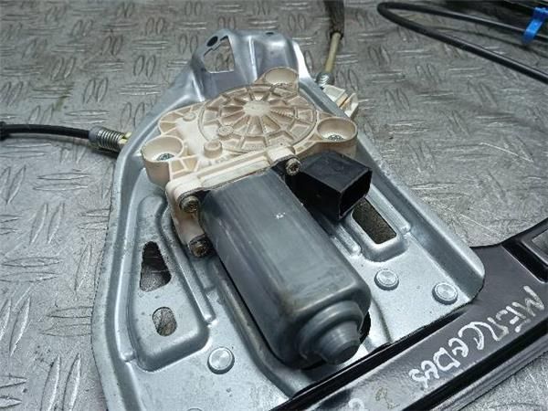 MOTOR ELEVALUNAS DEL. IZDO. Mercedes C 220 2.2 CDI W203 (143CV) (2000 2007) (105 KW) - 34715 / 646963