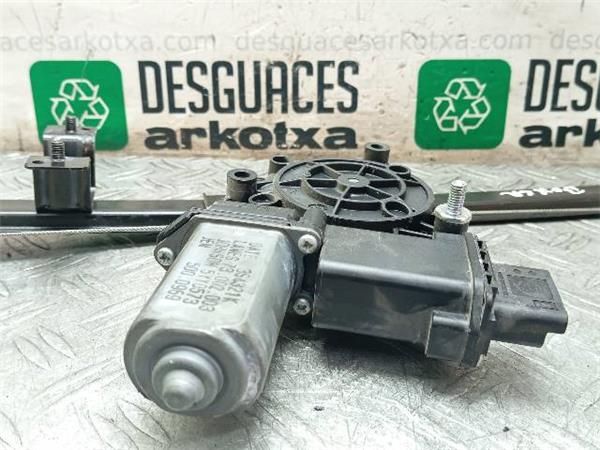 MOTOR ELEVALUNAS DEL. DCHO. Peugeot Boxer 2.0 HDI COMBI (U9) 110CV (2015-2019) (80 KW) - 34766 / AH03