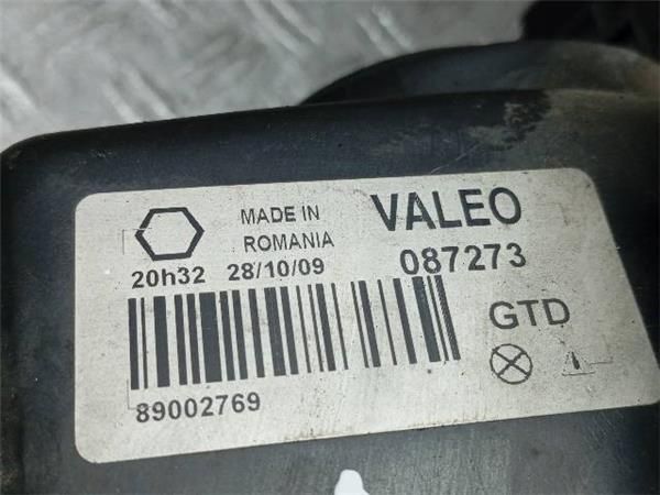 FARO DEL. IZDO. Peugeot 206 1.1 G (60CV) (09/1998 - 02/2007) (44 KW) - 34781 / HFX
