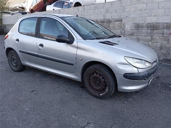 FARO DEL. IZDO. Peugeot 206 1.1 G (60CV) (09/1998 - 02/2007) (44 KW) - 34781 / HFX
