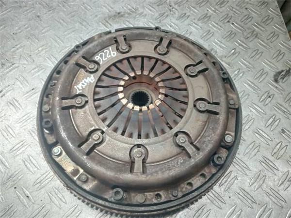 KIT EMBRAGUE COMPLETO Volkswagen Passat 1.9 TDI (110CV) (1996 2000) (81 KW) - 34828 / AFN