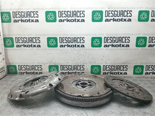 KIT EMBRAGUE COMPLETO Volkswagen Golf 1.9 TDI (110CV) (1997 2004) (81 KW) - 34976 / ASV