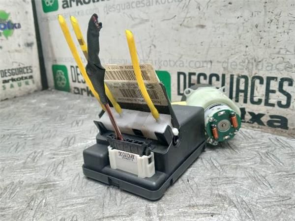 COMPRESOR CIERRE CENTRALIZADO Mercedes A 190 1.9  A (168 032, 168 132) [1999 (92 KW) - 35111 / 166990 2