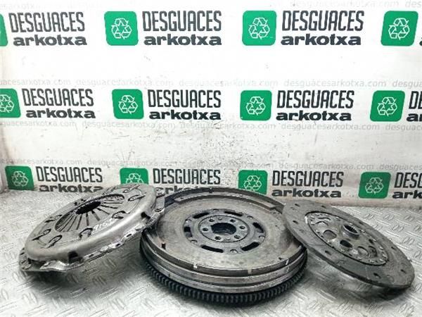 KIT EMBRAGUE COMPLETO Audi A6 1.9 TDI (130CV) (2001 2005) (96 KW) - 35175 / AWX